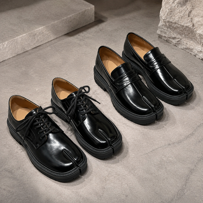 Sloane | Glossy Split-Toe Leather Flats
